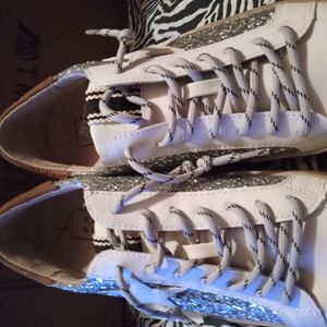 Buckle White and Silver Sneakers with Low-Top Design